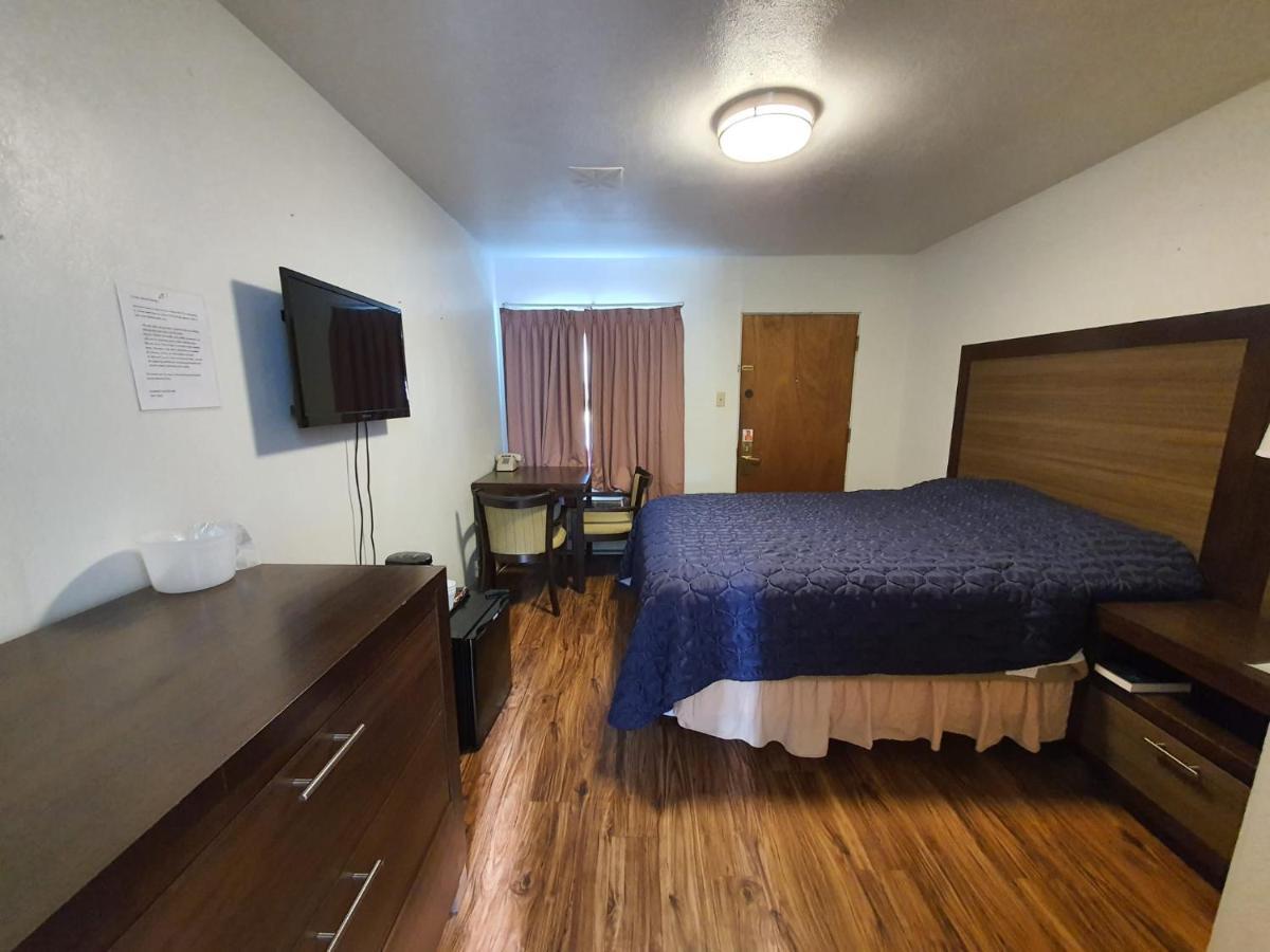 Sunrise Motor Inn Cody Esterno foto
